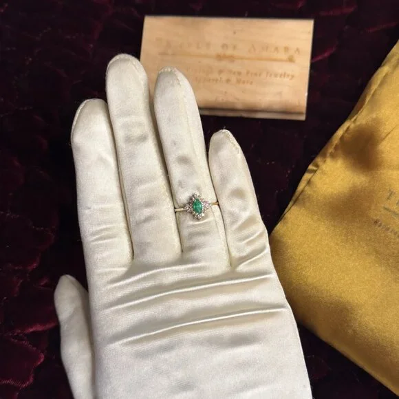 Estate- 10K Gold- Natural Emerald & Halo Diamond Ring - Size 5.5- Marquis -1.6g - Picture 6 of 16